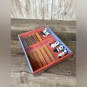 Chefs Atelier Set Of 5 Bamboo Chopsticks With Ceramic Panda Holders